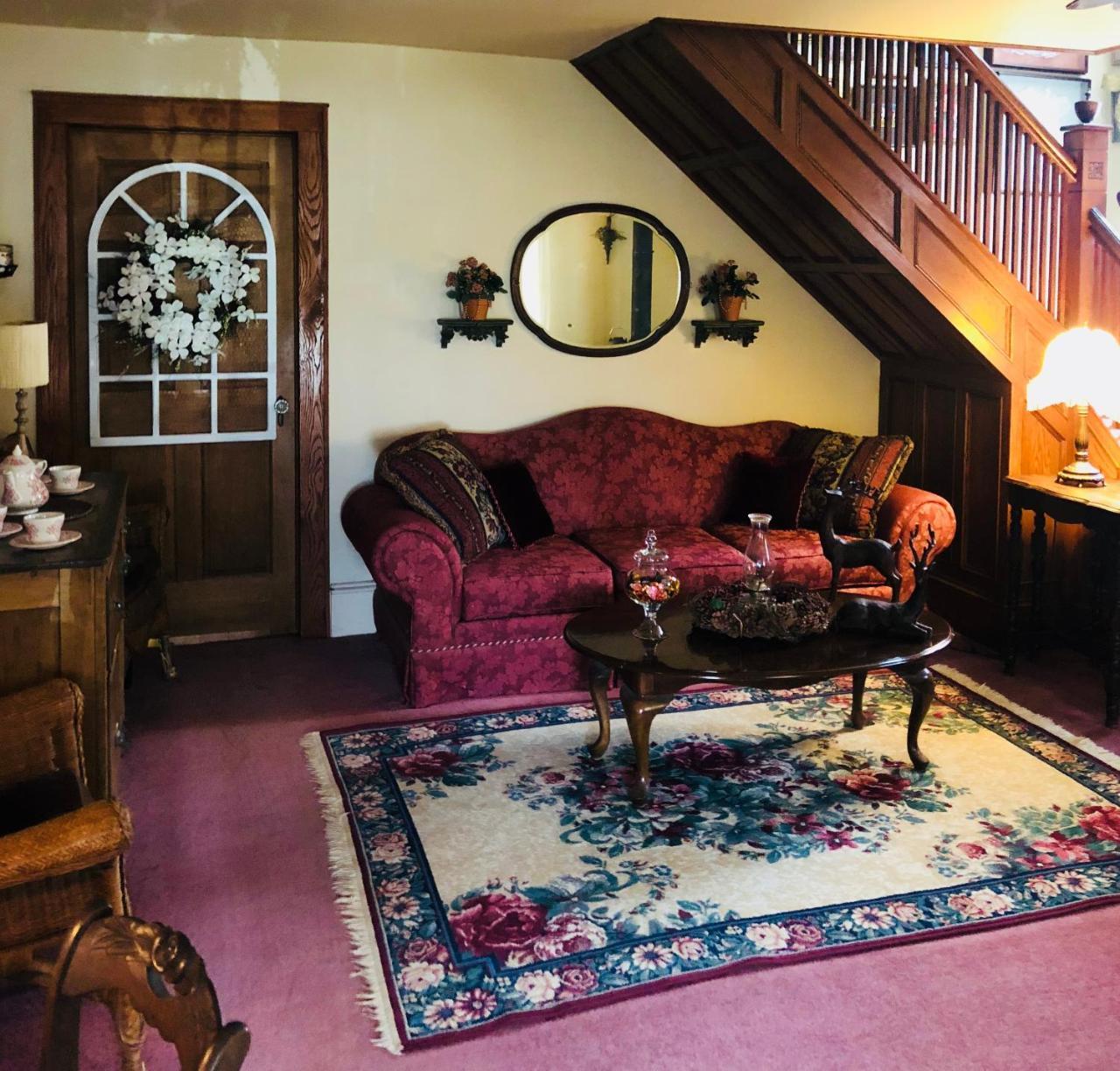 The Bella Ella Bed And Breakfast Canandaigua Extérieur photo